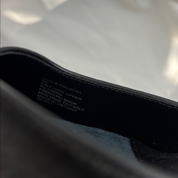 EUC Like new Steve Madden sz9 Amalie Cow Print Kitten Heel Mules… - Picture 6 of 6